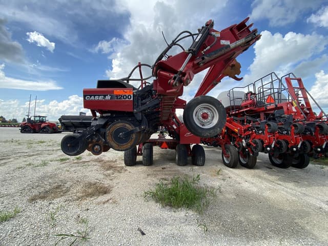Image of Case IH 1200 equipment image 4
