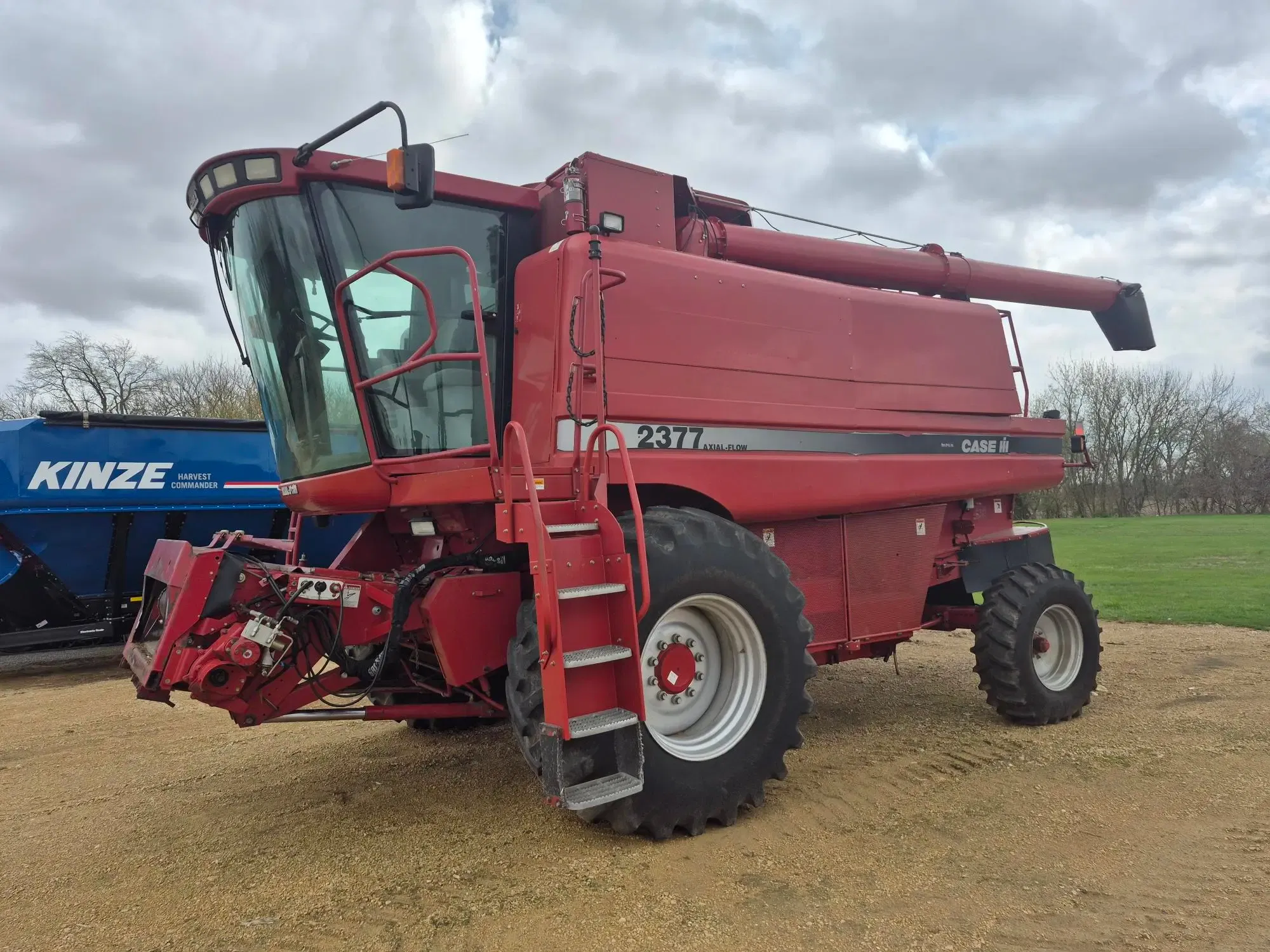 2005 Case IH 2377 Equipment Image0