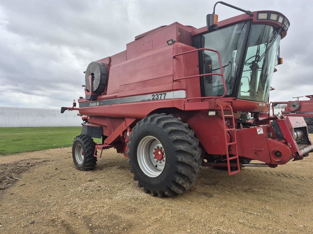 Image of Case IH 2377 Primary image