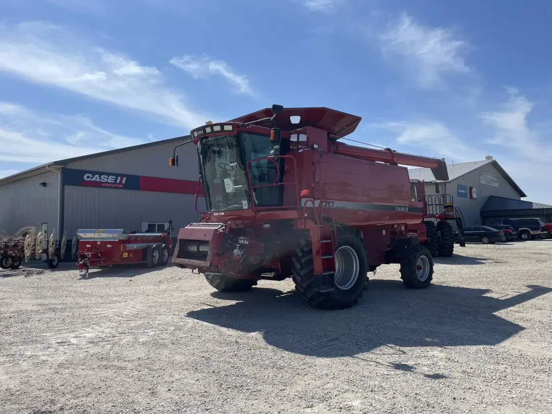 Image of Case IH 2377 Primary image