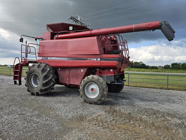 Image of Case IH 2388 equipment image 3