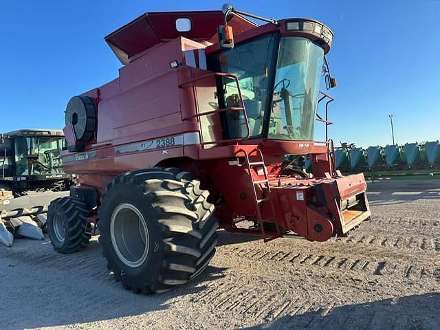 Image of Case IH 2388 equipment image 2