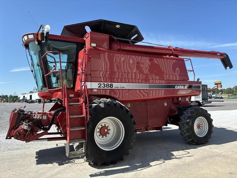 2005 Case IH 2388 Equipment Image0