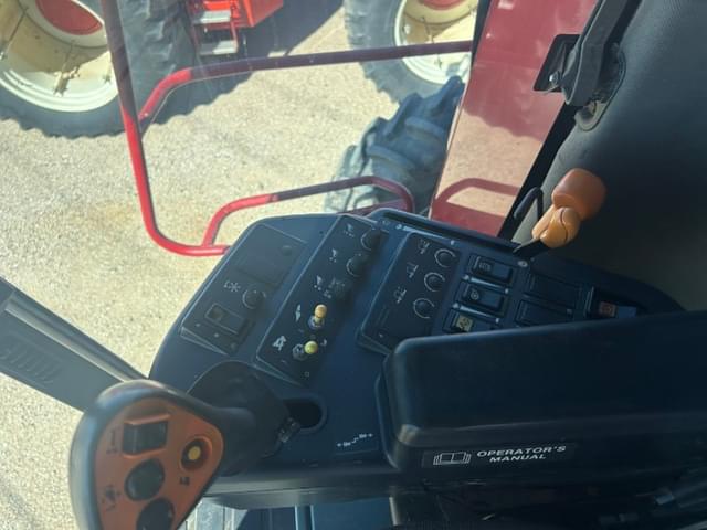 Image of Case IH 2388 equipment image 2