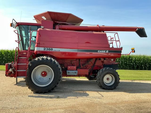 Image of Case IH 2388 equipment image 1