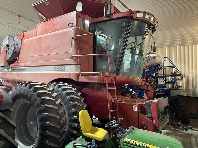 2005 Case IH 2388 Equipment Image0