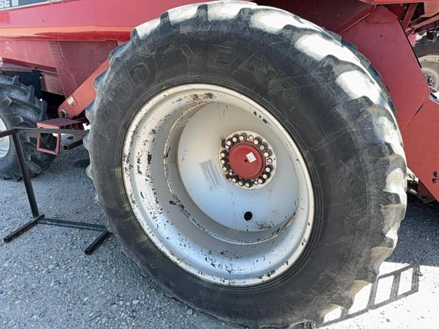 Image of Case IH 2388 equipment image 3