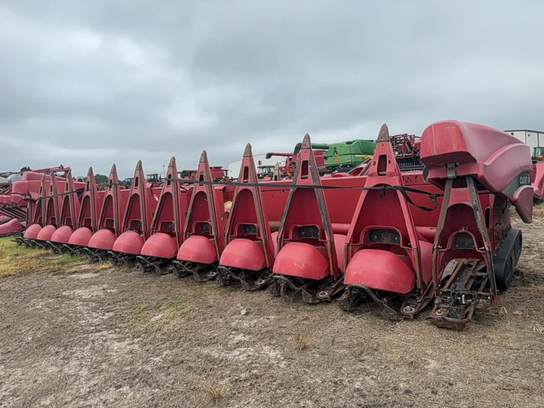 Image of Case IH 2412 Primary image