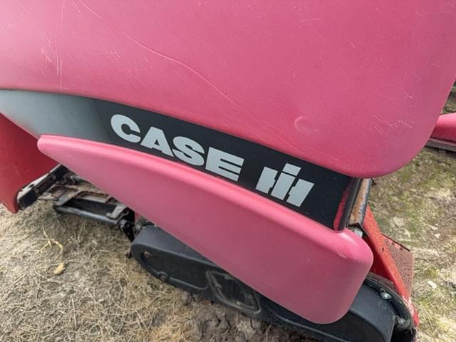 Image of Case IH 2412 equipment image 2