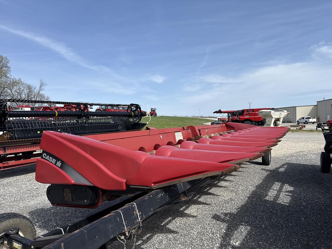 Image of Case IH 2412 Primary image