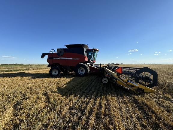 Image of Case IH 8010 equipment image 1