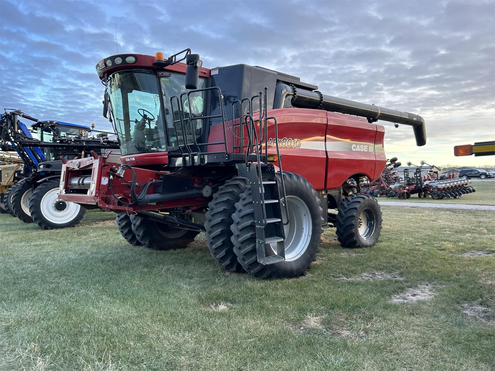 Main image Case IH 8010