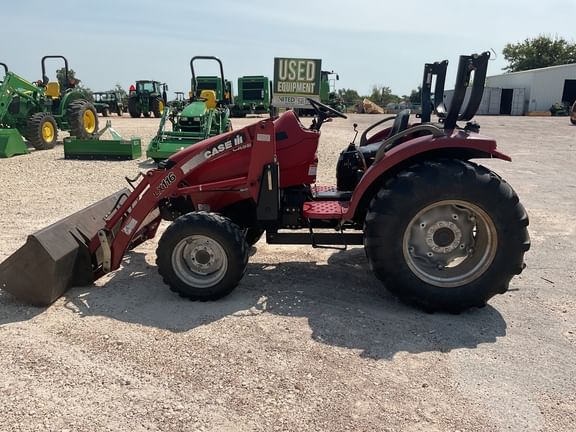 2005 Case IH D35 Equipment Image0