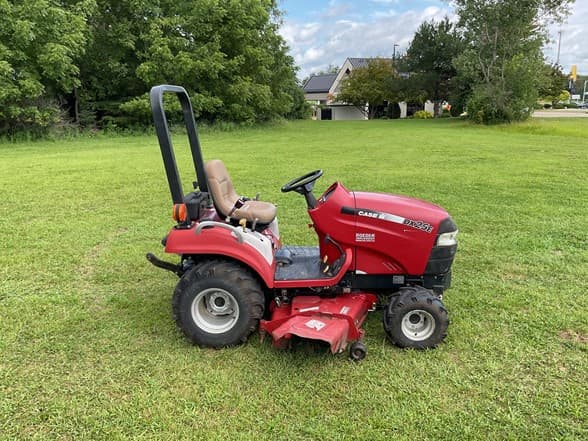Image of Case IH DX25E equipment image 3