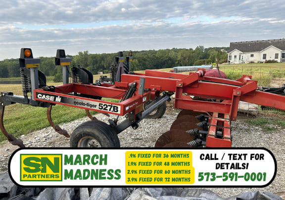 Main image Case IH Ecolo-Tiger 527B