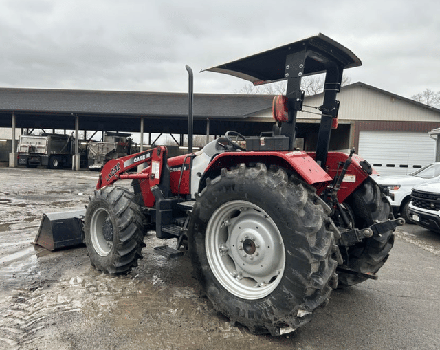 Image of Case IH JX1090U equipment image 4