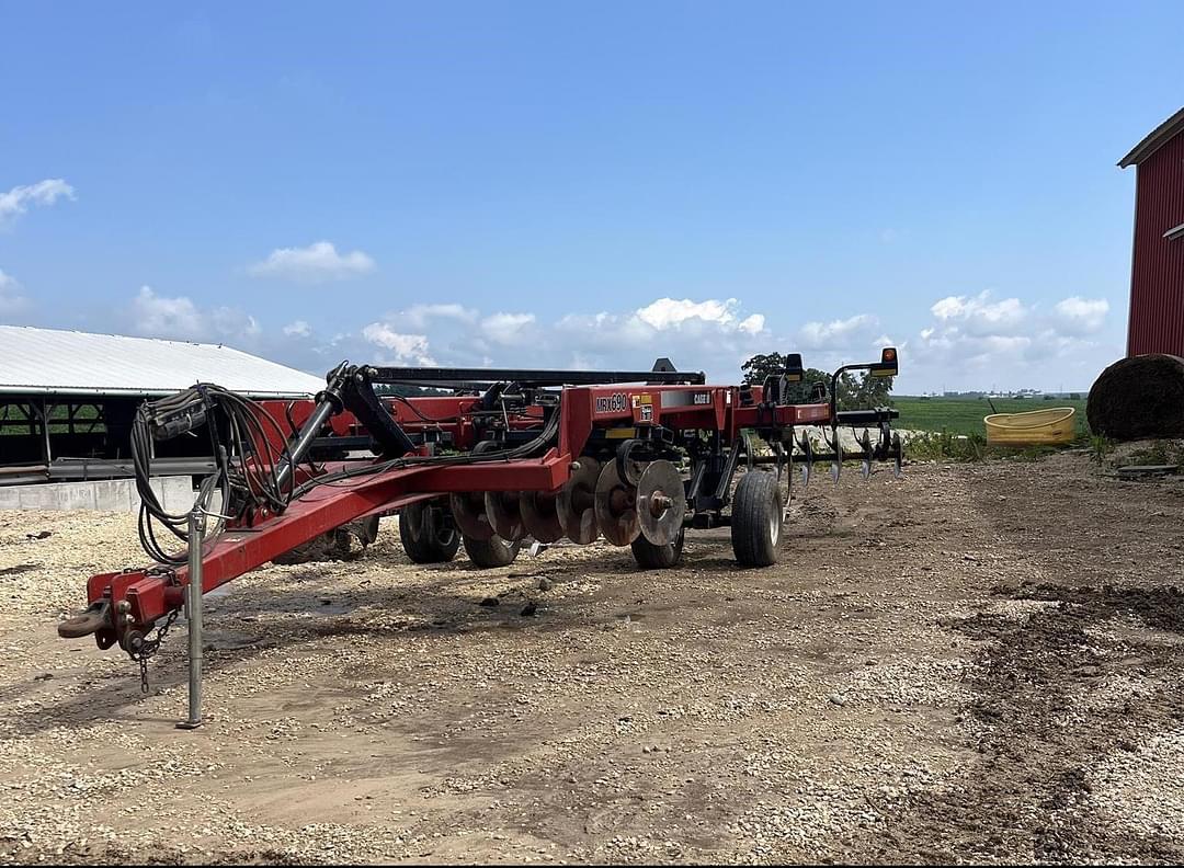 Image of Case IH MRX690 Primary image