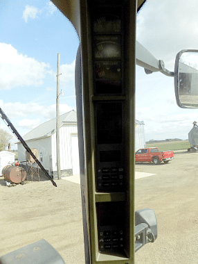 Image of Case IH MX210 equipment image 2