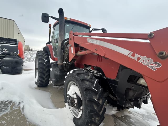 Image of Case IH MX210 equipment image 2