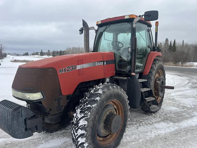 Image of Case IH MX230 equipment image 2