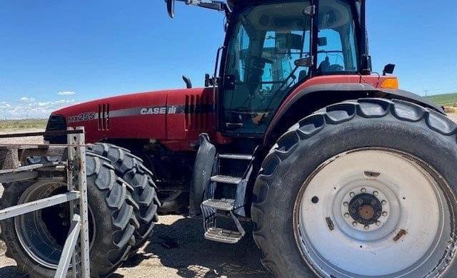 Image of Case IH MX255 equipment image 1