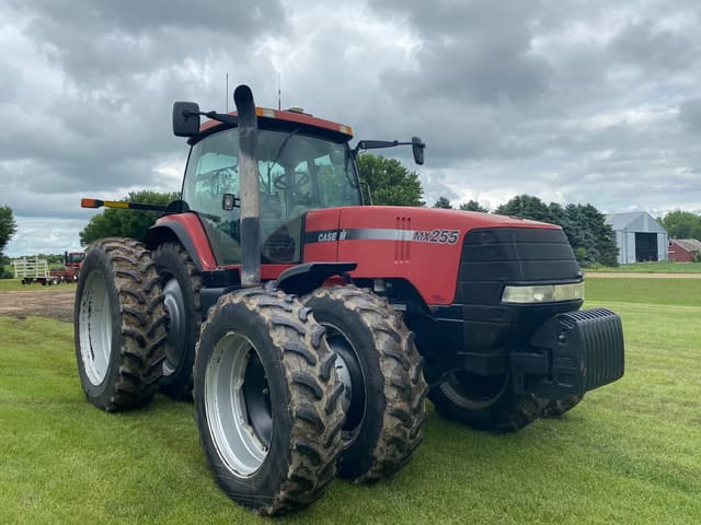 Image of Case IH MX255 equipment image 2