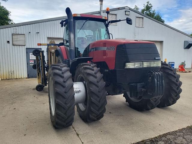 Image of Case IH MX255 equipment image 1