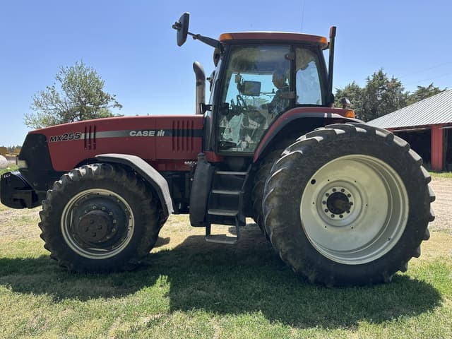 Image of Case IH MX255 equipment image 3