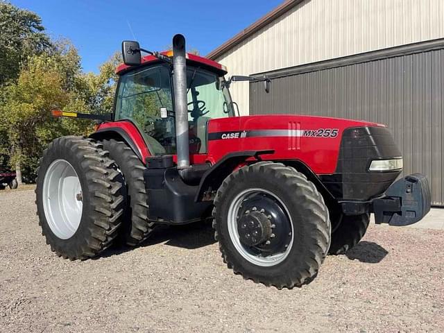 Image of Case IH MX255 equipment image 1