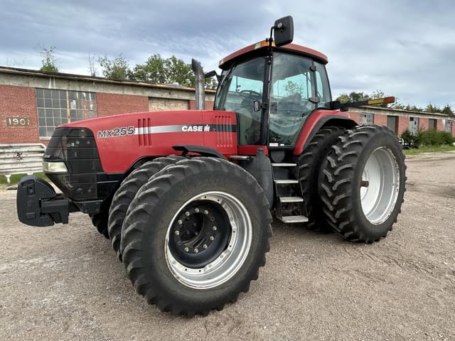 Image of Case IH MX255 equipment image 4