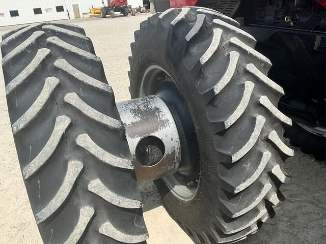 Image of Case IH MX285 equipment image 1