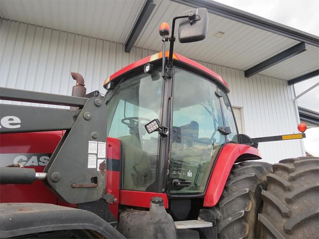 Image of Case IH MX285 equipment image 2