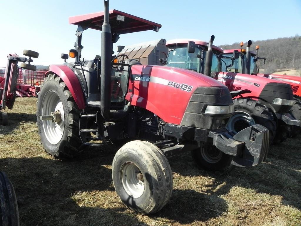 2005 Case IH MXU125 Equipment Image0