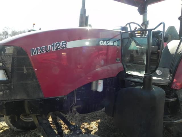 Image of Case IH MXU125 equipment image 3