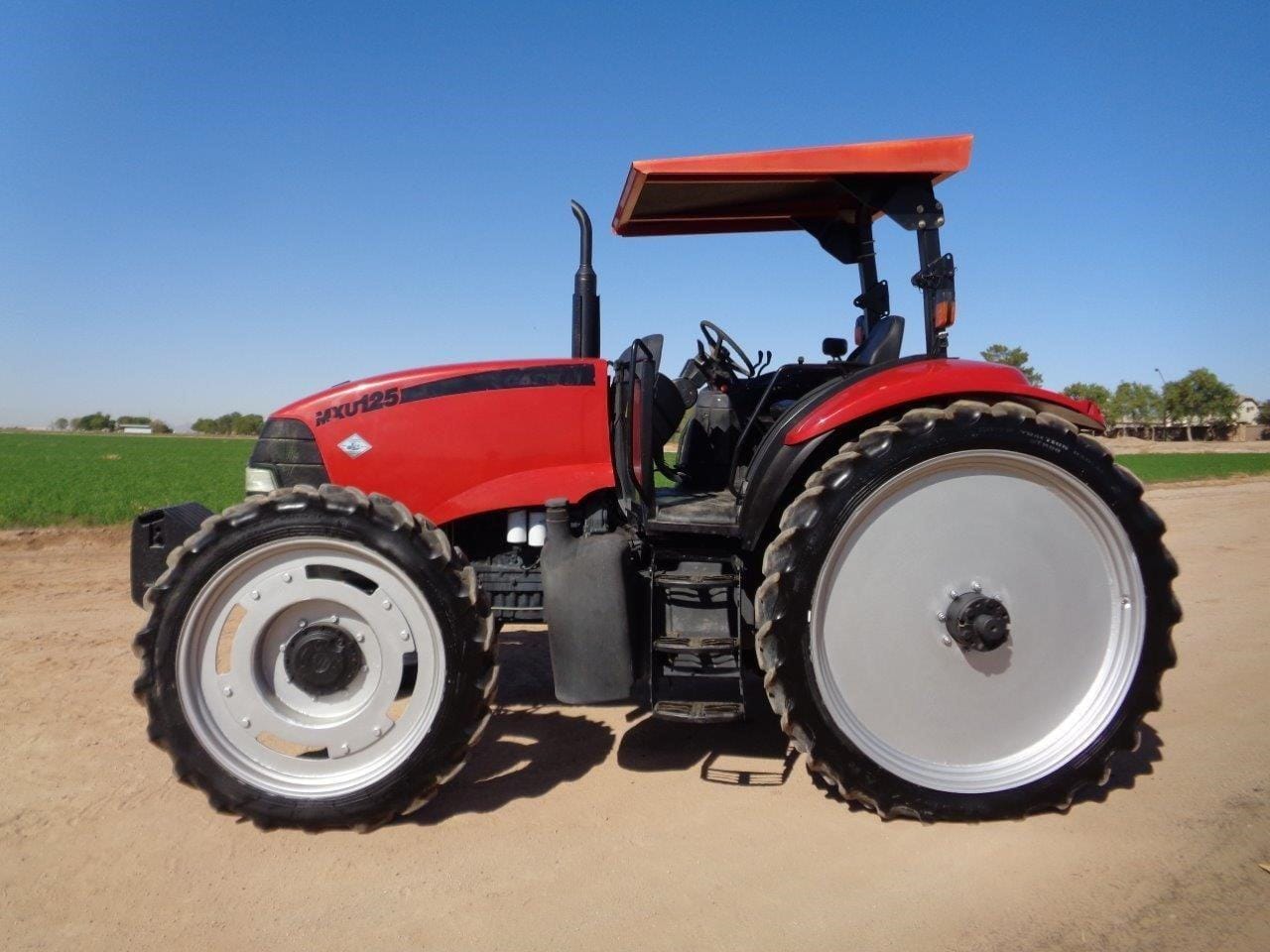 2005 Case IH MXU125 Equipment Image0