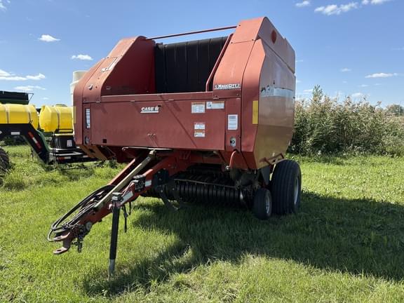Image of Case IH RBX562 equipment image 1