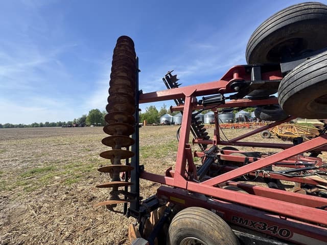 Image of Case IH RMX340 equipment image 4