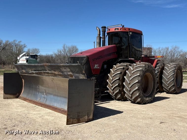 2005 Case IH STX425 Equipment Image0