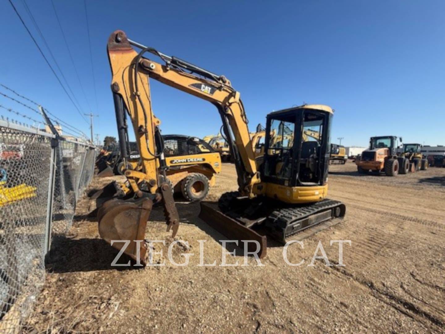 2005 Caterpillar 304 Equipment Image0