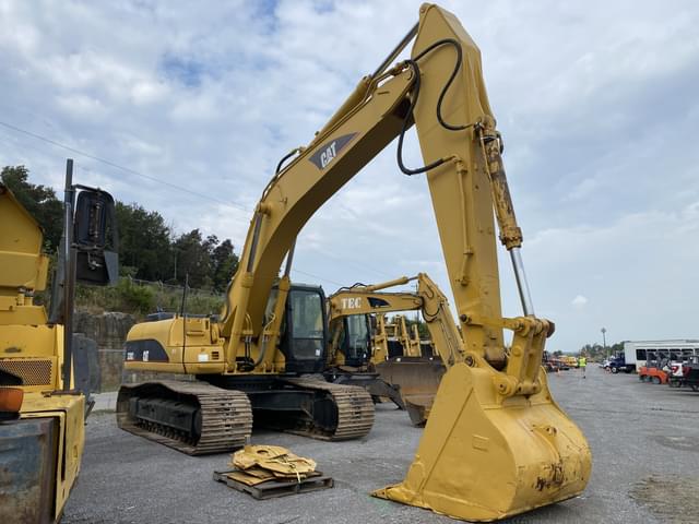 Image of Caterpillar 330CL equipment image 3