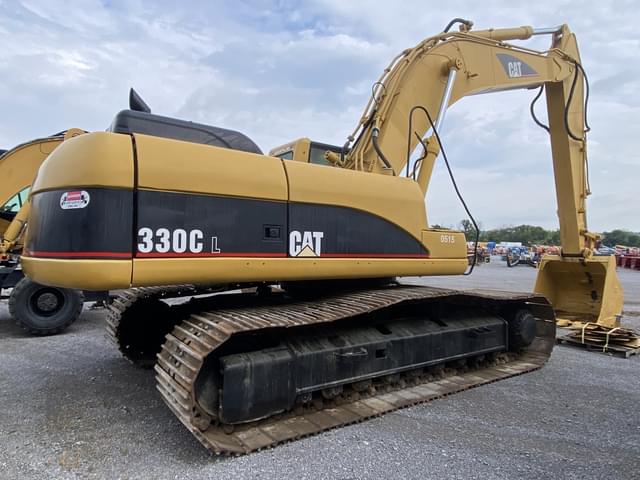 Image of Caterpillar 330CL equipment image 2