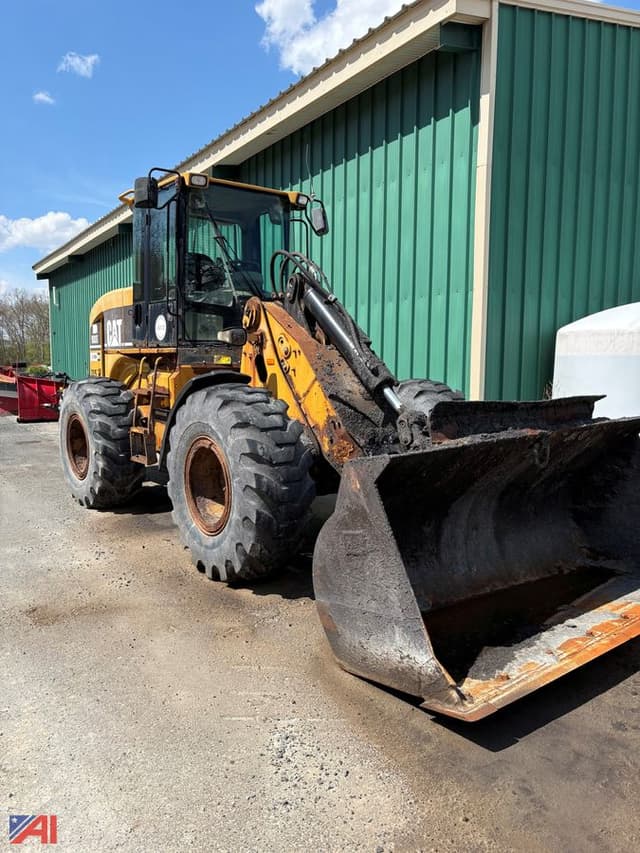 Image of Caterpillar 930G equipment image 1