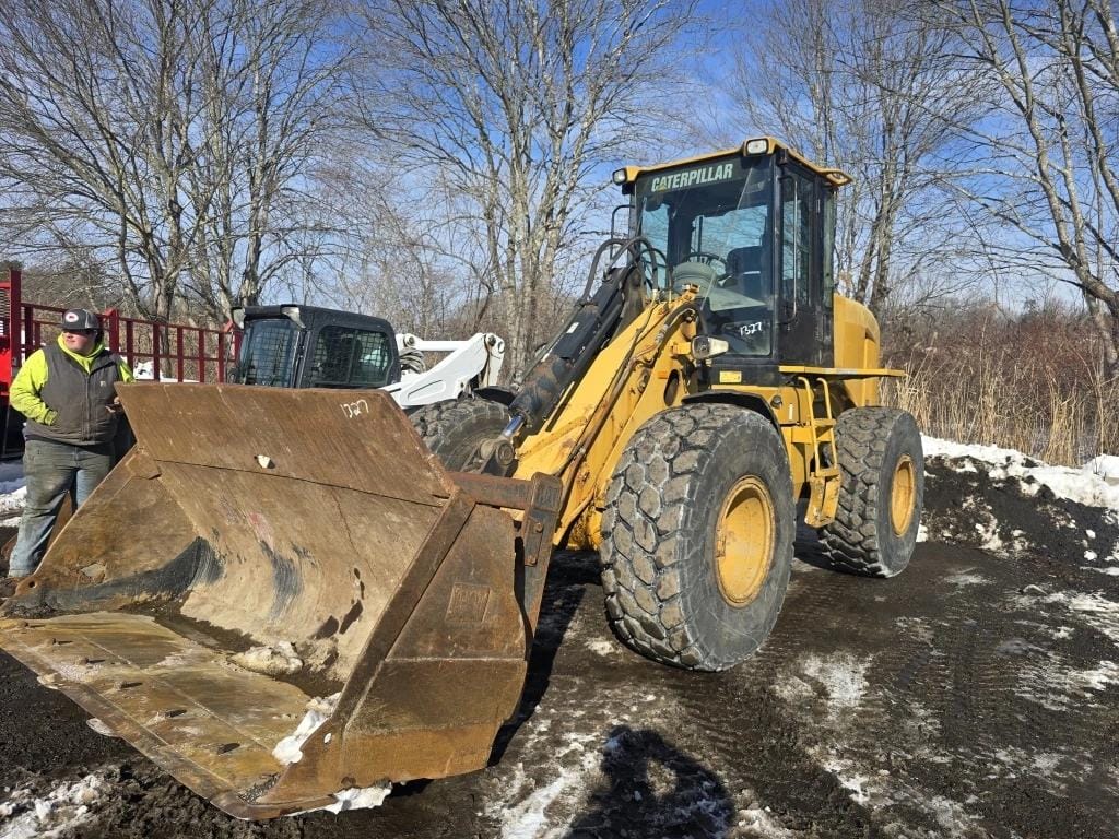 2005 Caterpillar 930G Equipment Image0