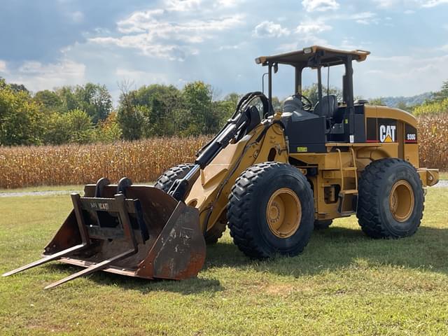Image of Caterpillar 930G equipment image 2