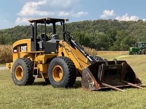 2005 Caterpillar 930G Image