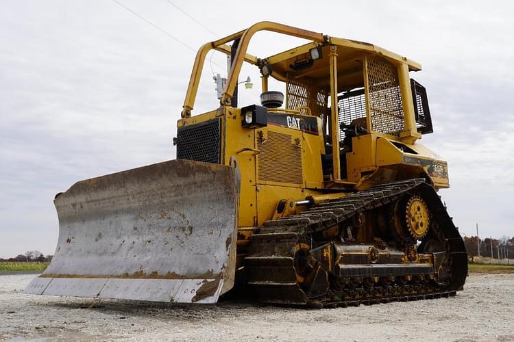 2005 Caterpillar D5MXL Equipment Image0