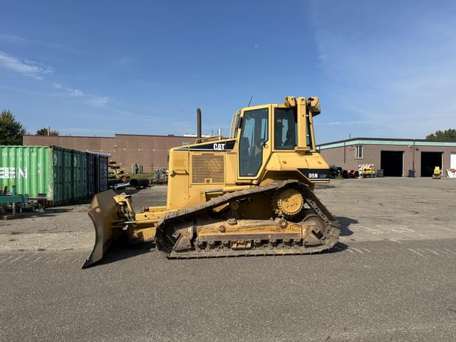 Image of Caterpillar D5N LGP equipment image 2