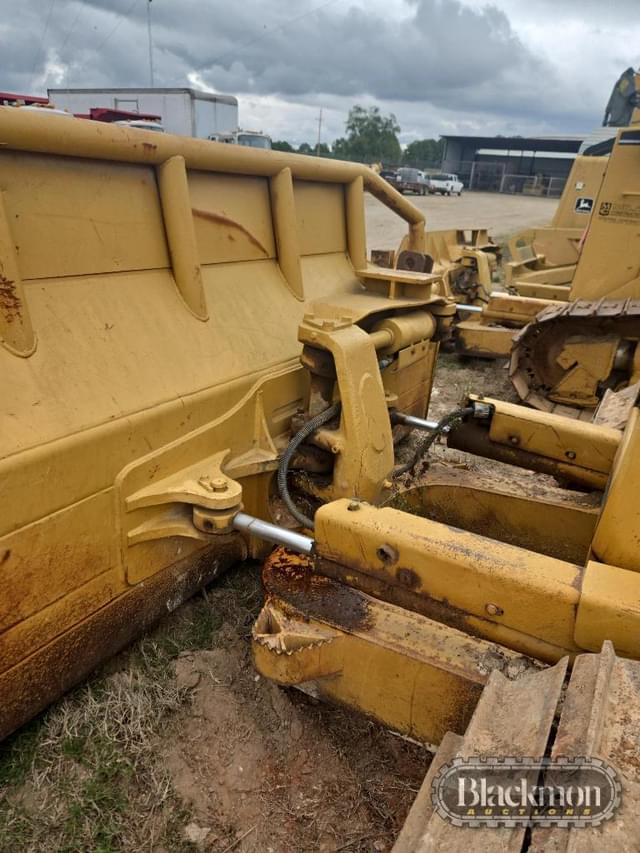 Image of Caterpillar D5N LGP equipment image 1