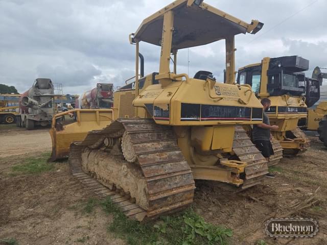 Image of Caterpillar D5N LGP equipment image 4