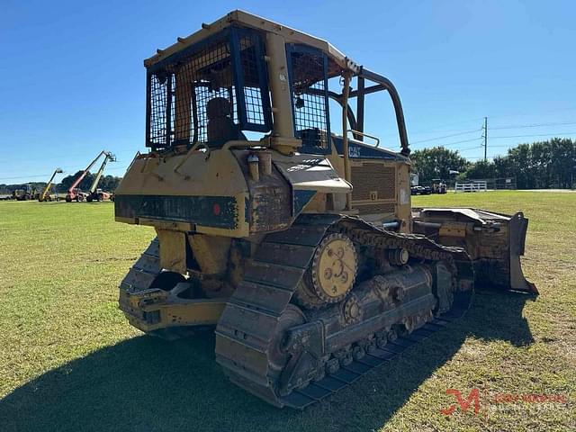 Image of Caterpillar D6N XL equipment image 2